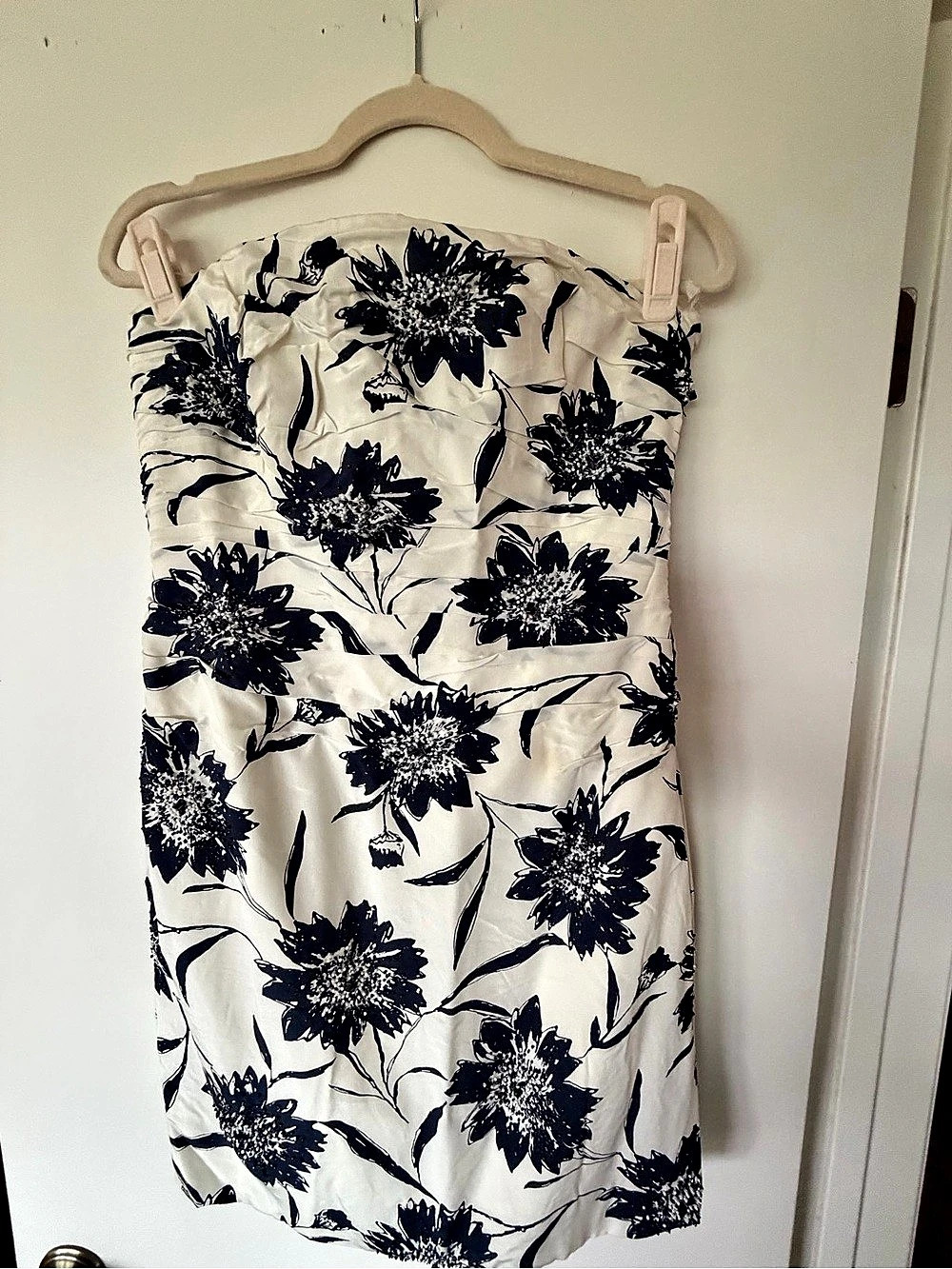 Carmen Marc Valvo Strapless Floral Silk Mini Dress Size 10P Like New